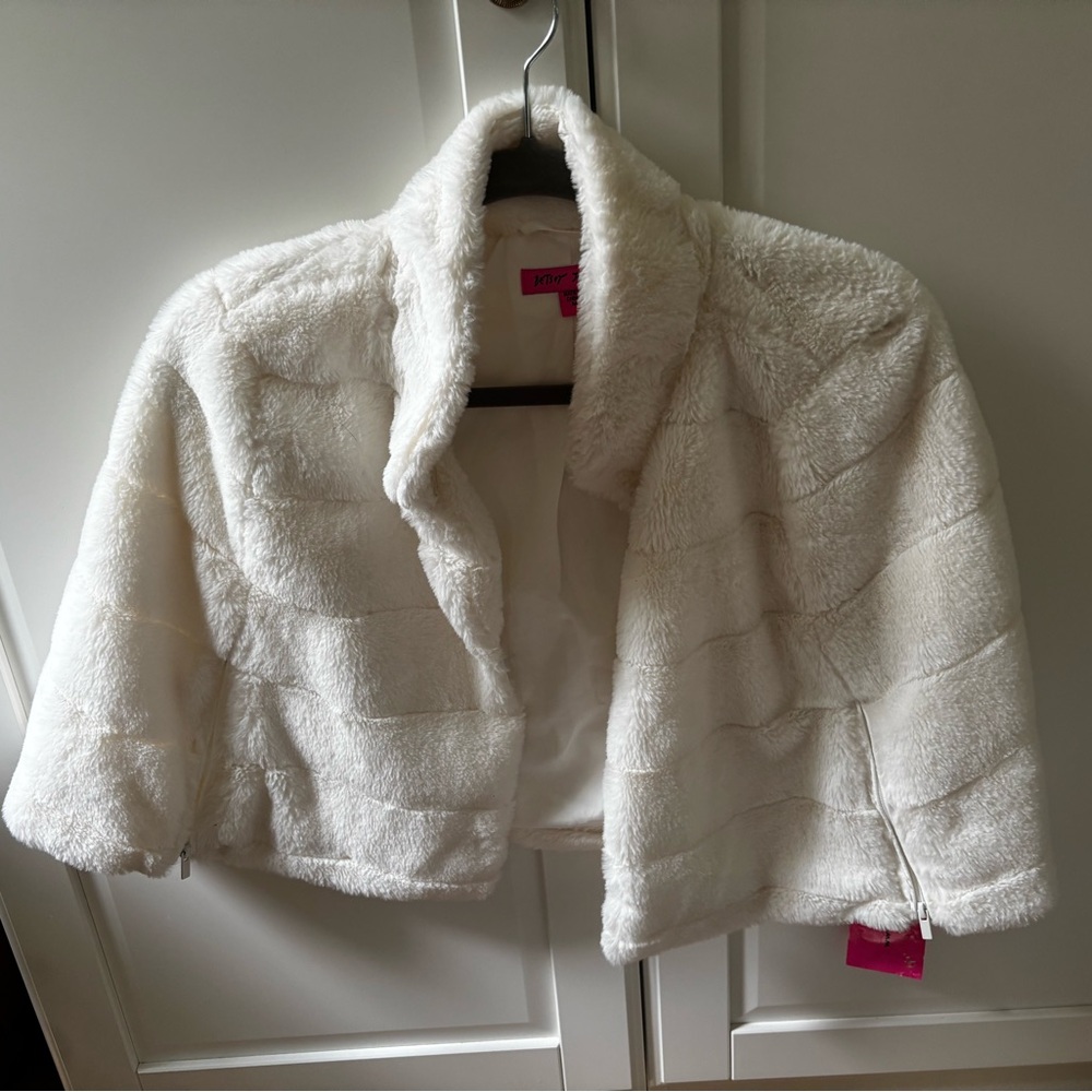 Betsy Johnson faux fur shrug